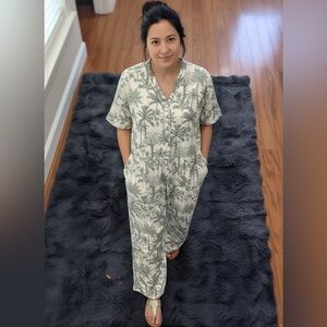 BumbleBella by Jill Martin Jumpsuit Palm Tree Print Size M Boho Beach Vacation